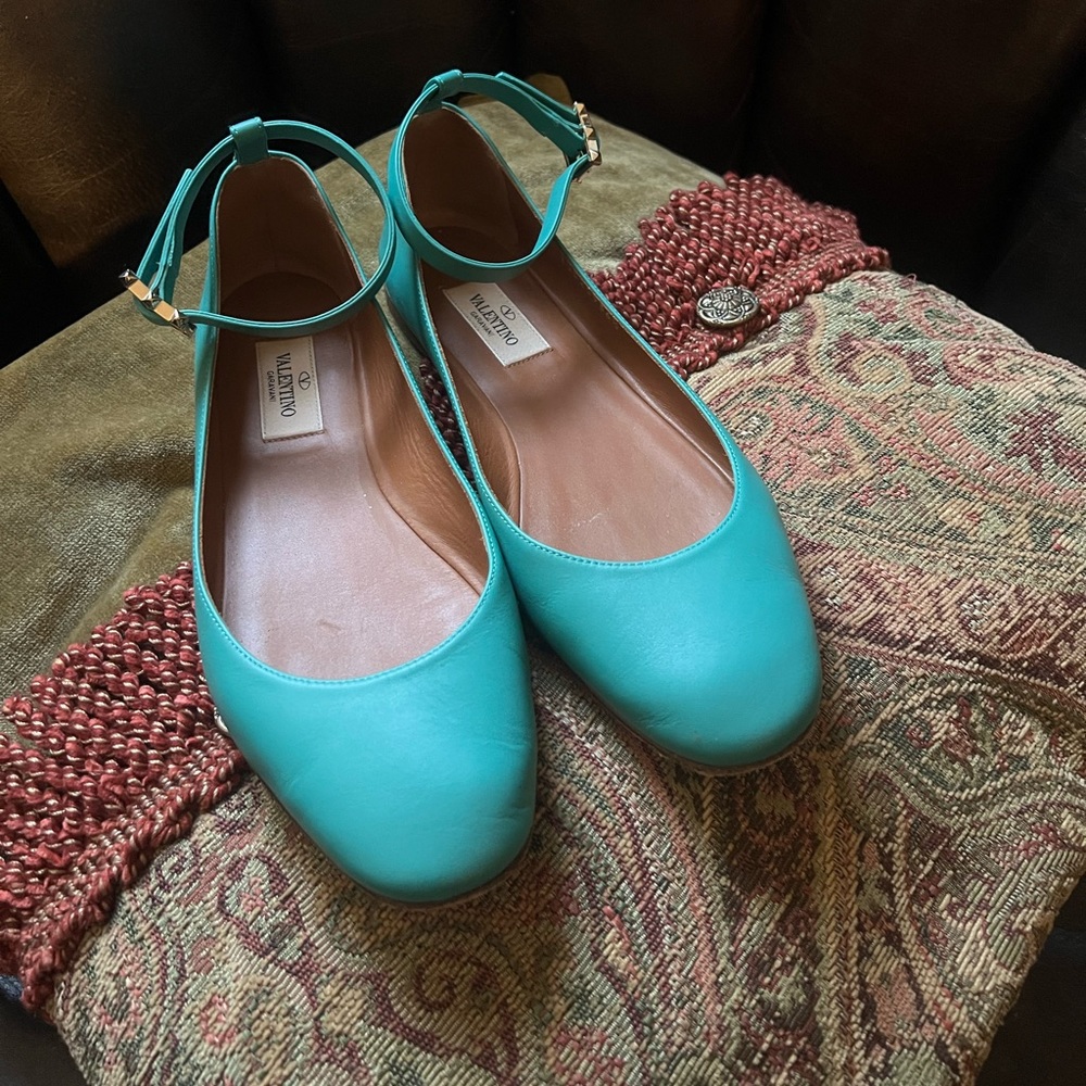 Valentino Garavani Leather Ballerina Size 6.5